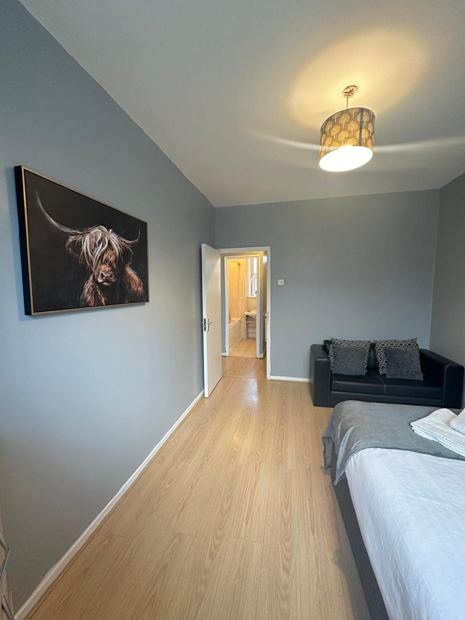 1 Bedroom Flat In Whitechapel, London Eksteriør billede