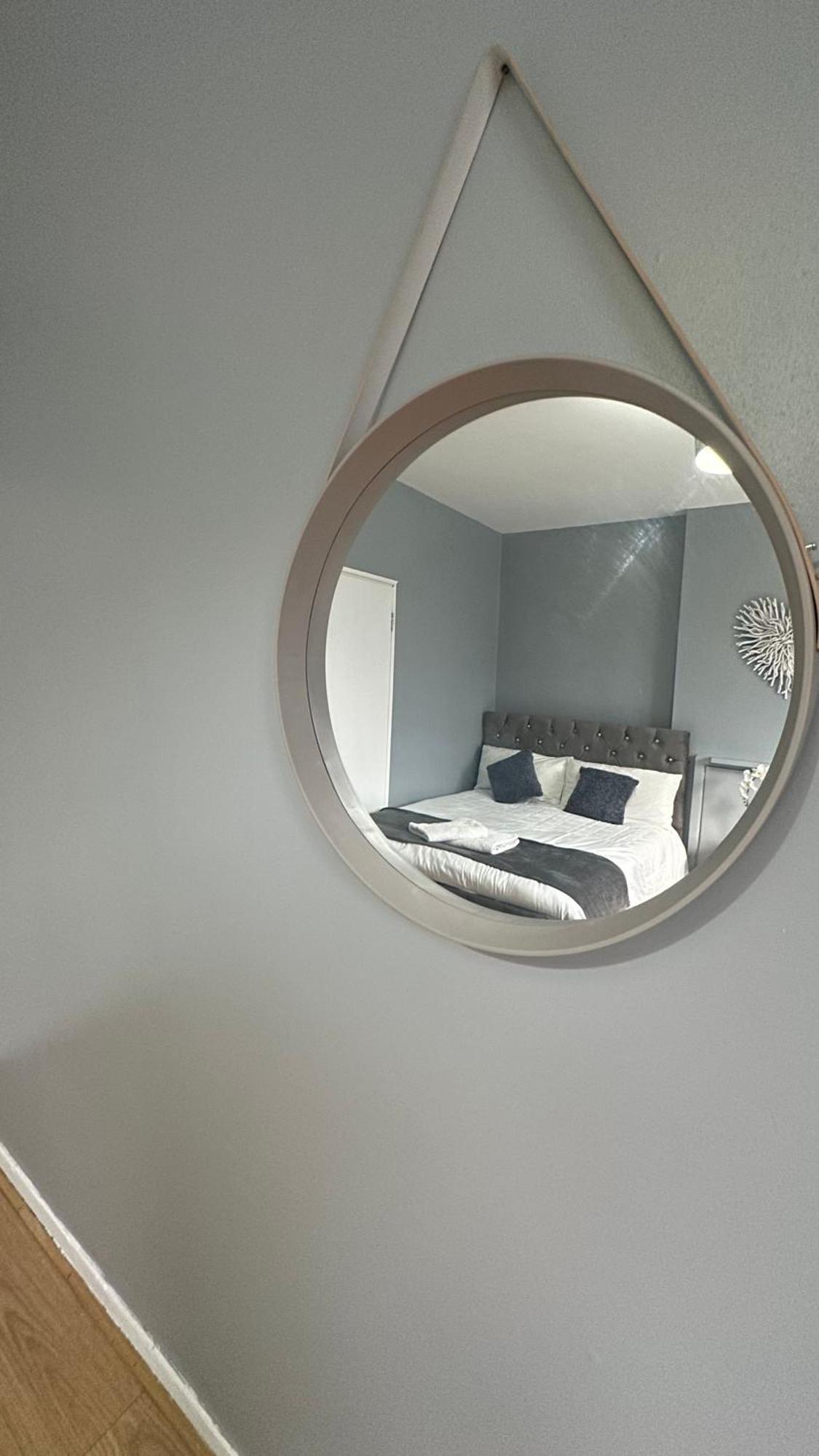 1 Bedroom Flat In Whitechapel, London Eksteriør billede