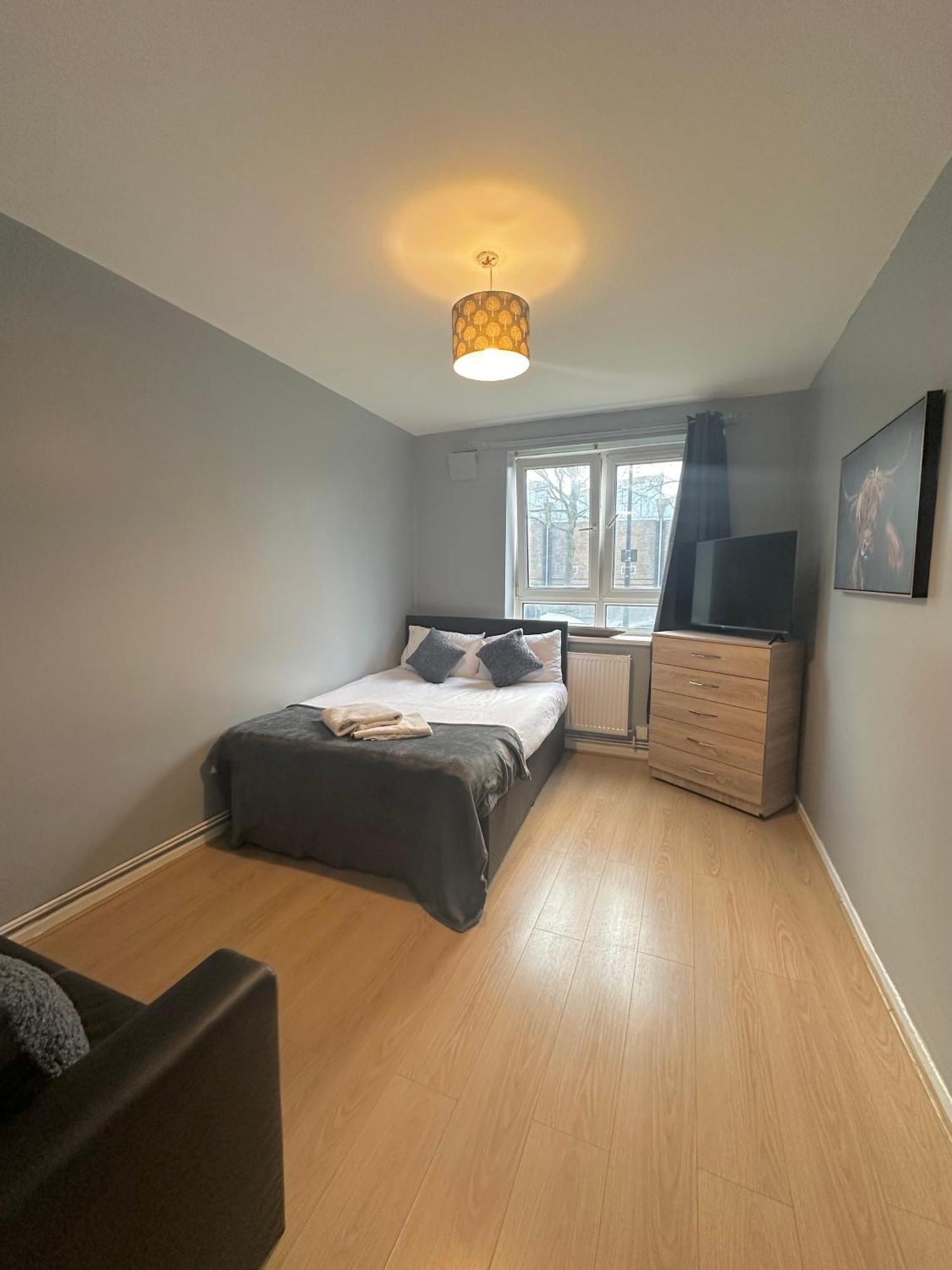 1 Bedroom Flat In Whitechapel, London Eksteriør billede