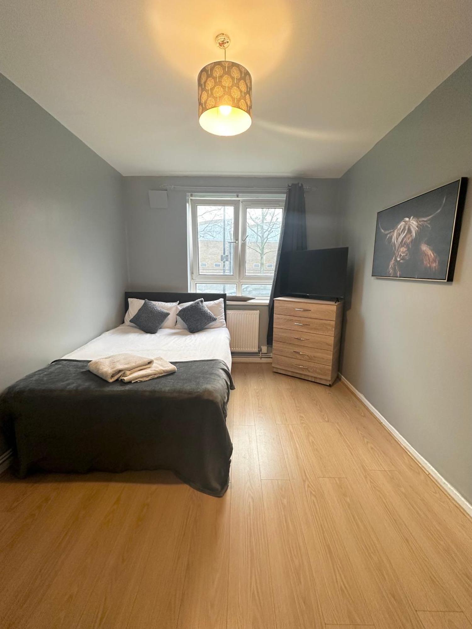 1 Bedroom Flat In Whitechapel, London Eksteriør billede