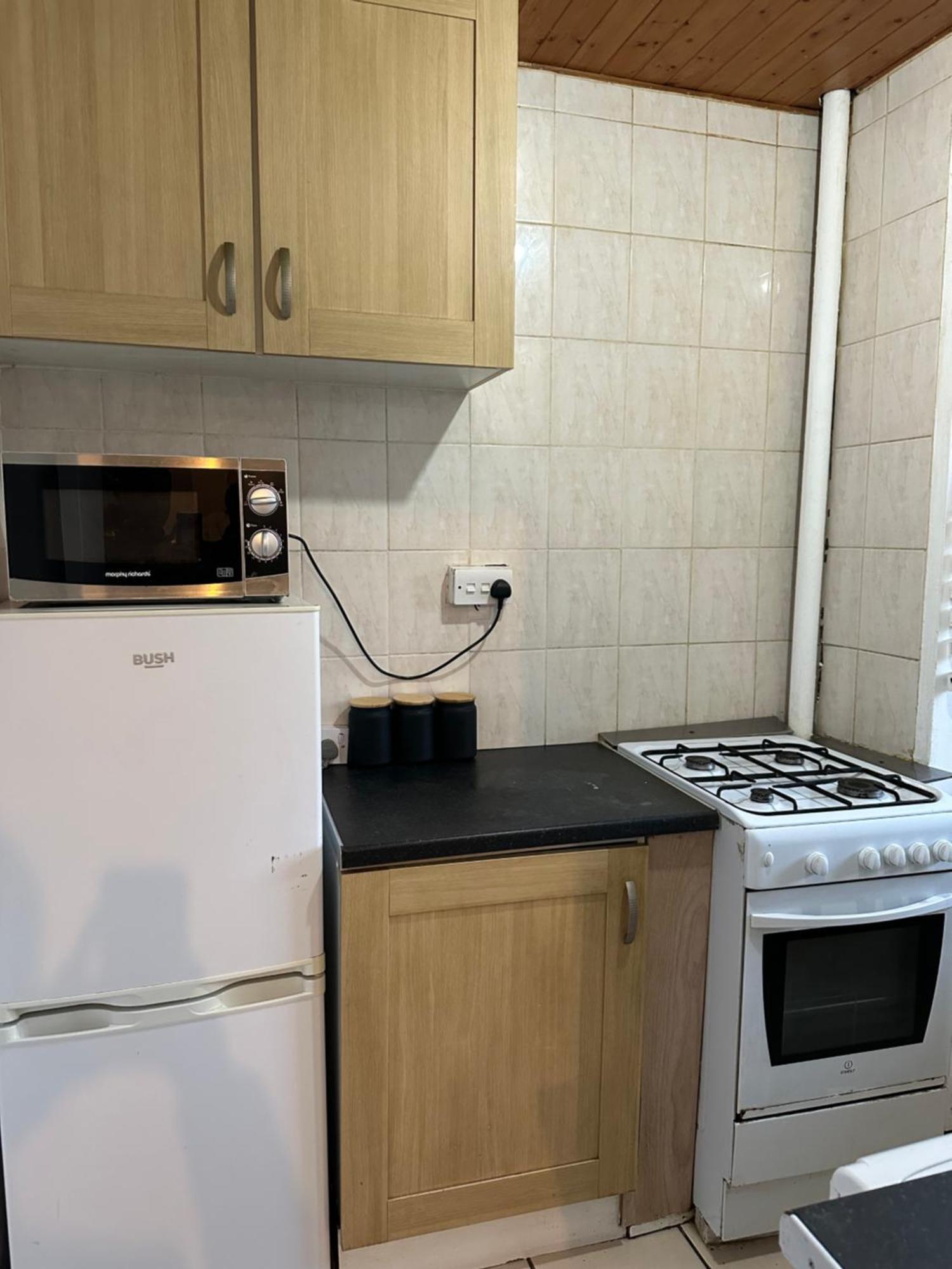 1 Bedroom Flat In Whitechapel, London Eksteriør billede